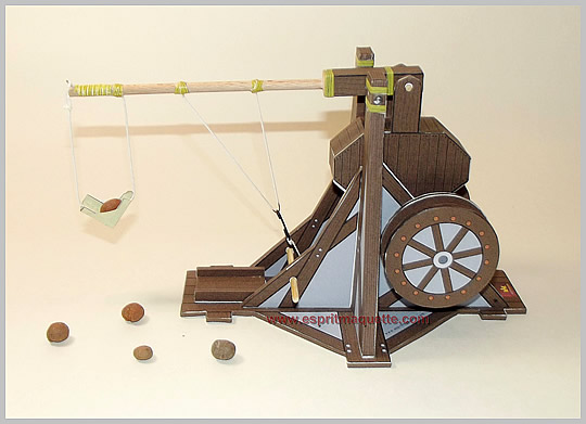 Maquette de Trébuchet à treuils Maquette de Trébuchet à treuils