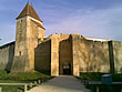 la Tour carrée et les restes de la Tour Porte
