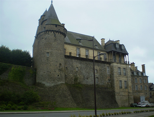 chateau médieval de Chateaugiron