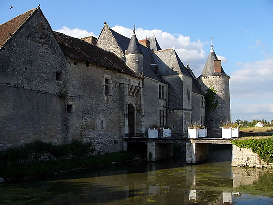 chateau de Chémery
