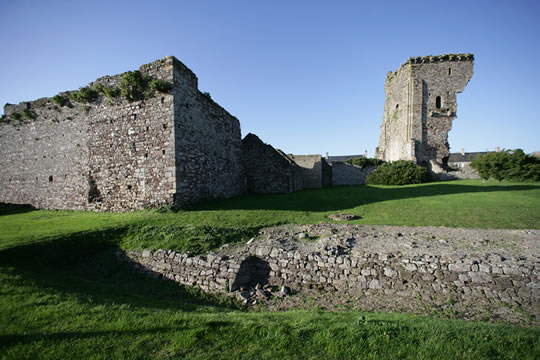 chateau de Regnéville sur Mer