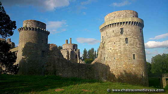 chateau de la Hunaudaye